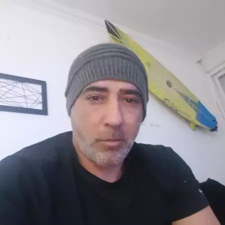 בן, 49 Бат Ям
