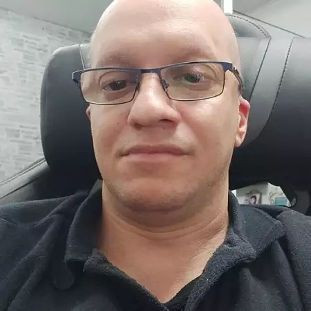 אבי, 42Бат Ям 