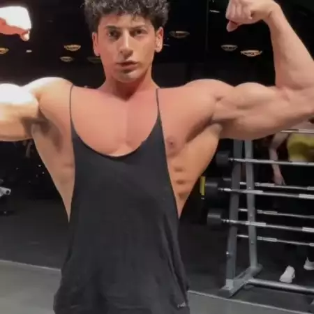 דוד, 26Холон