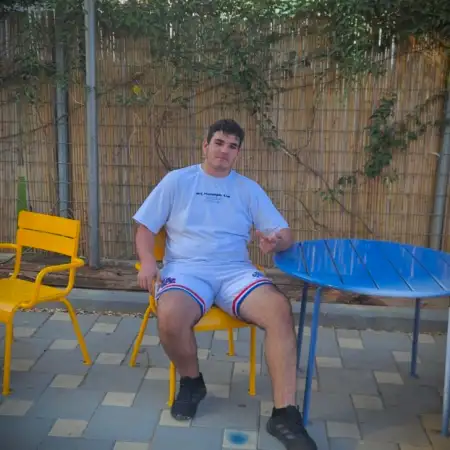 אלירן, 21Кфар Саба