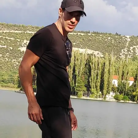 ערן, 50Петах Тиква