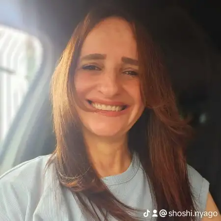 שושי, 54Холон