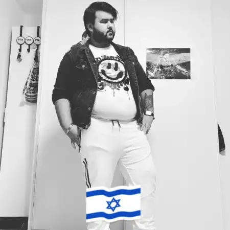 בני, 25Димона