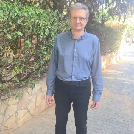 עופר, 64Ришон ле Цион 