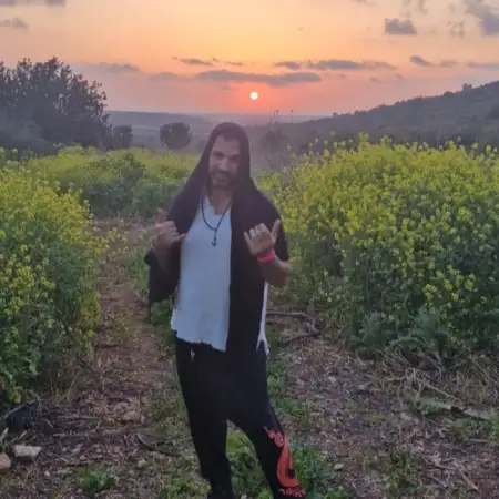 ניר, 43Ход ХаШарон