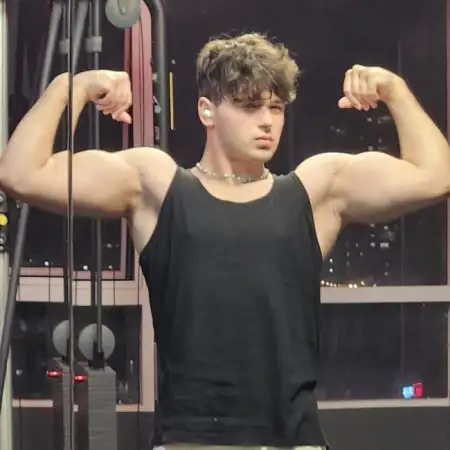 Adam, 18Ашкелон 