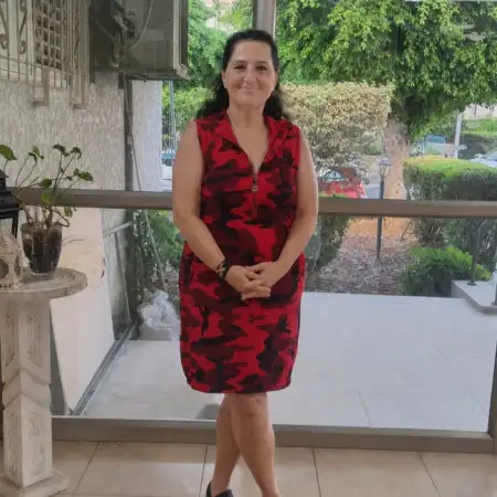 חנה, 67Холон 