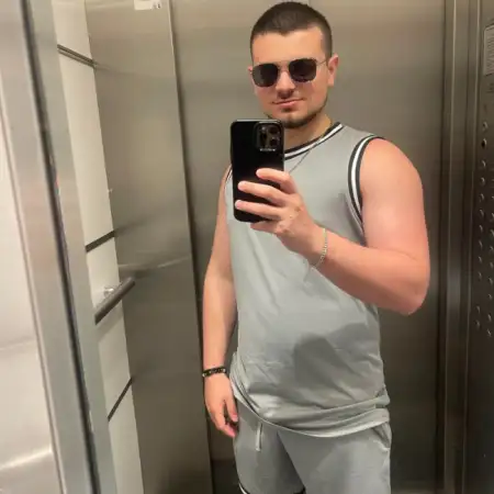 גיא, 22Тель Авив 