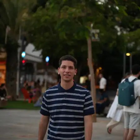 יובל, 20Пардес Хана 