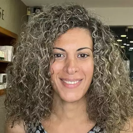 נועה, 50Нес Циона 