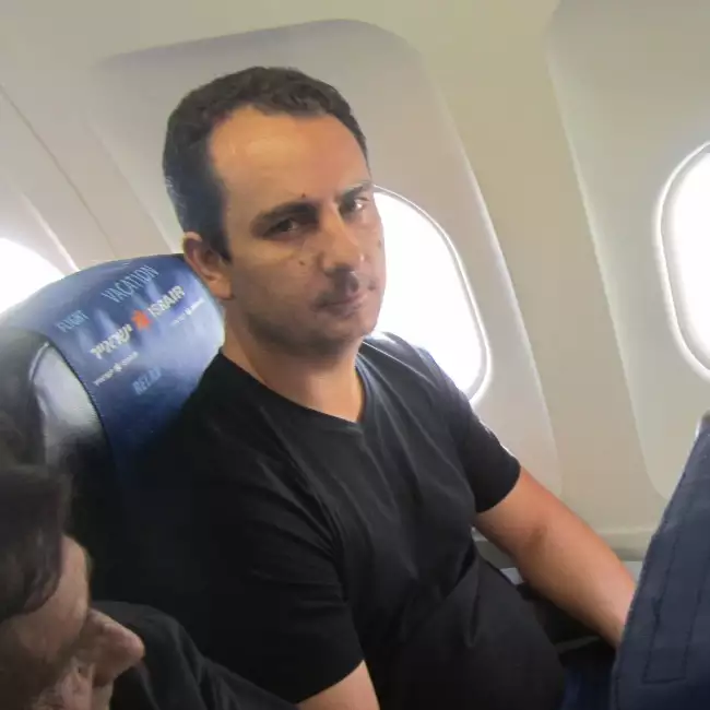 אבי