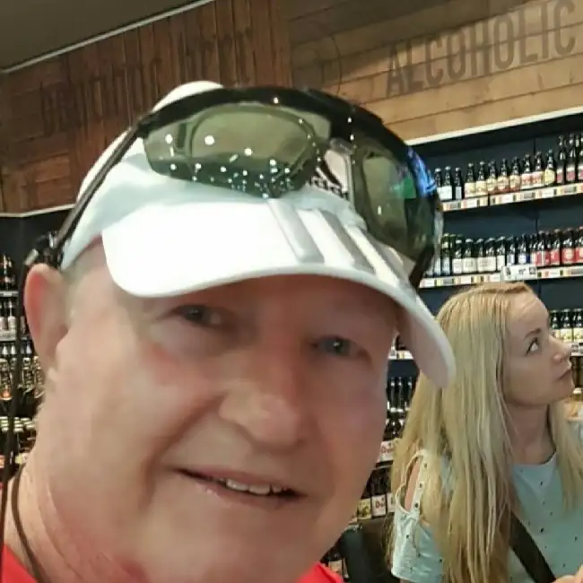 Maykel, 71