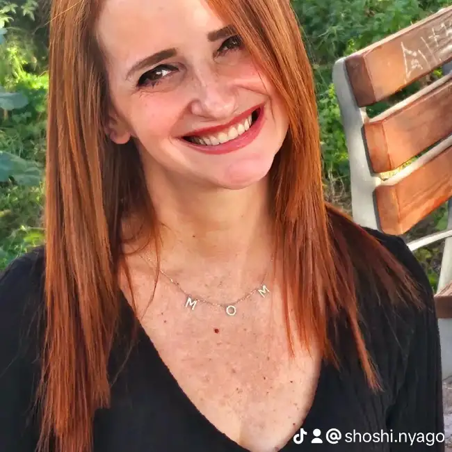 שושי · 54 ·           