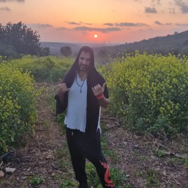 ניר, 43