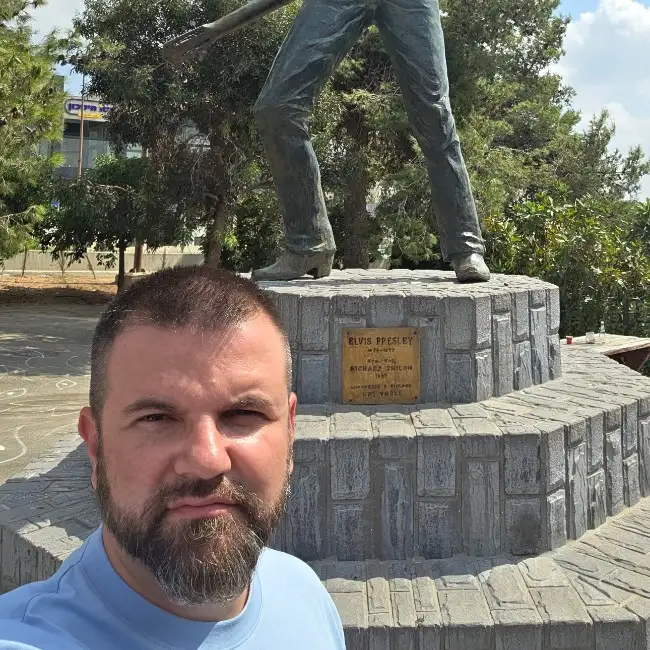 Pasha, 41